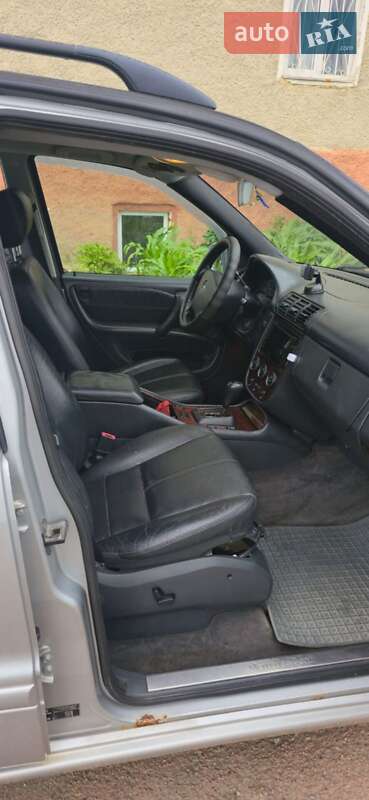 Внедорожник / Кроссовер Mercedes-Benz M-Class 2002 в Ивано-Франковске