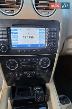 Внедорожник / Кроссовер Mercedes-Benz M-Class 2006 в 