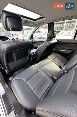 Внедорожник / Кроссовер Mercedes-Benz M-Class 2010 в 