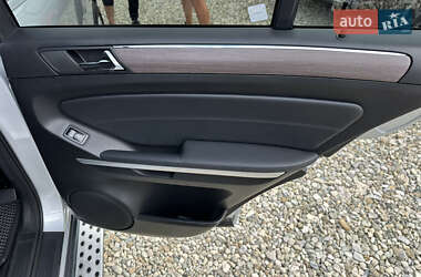 Внедорожник / Кроссовер Mercedes-Benz M-Class 2010 в 