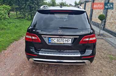 Внедорожник / Кроссовер Mercedes-Benz M-Class 2012 в 