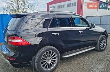 Внедорожник / Кроссовер Mercedes-Benz M-Class 2012 в 