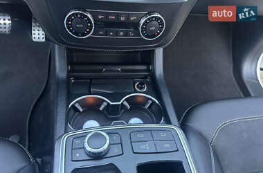 Внедорожник / Кроссовер Mercedes-Benz M-Class 2011 в 