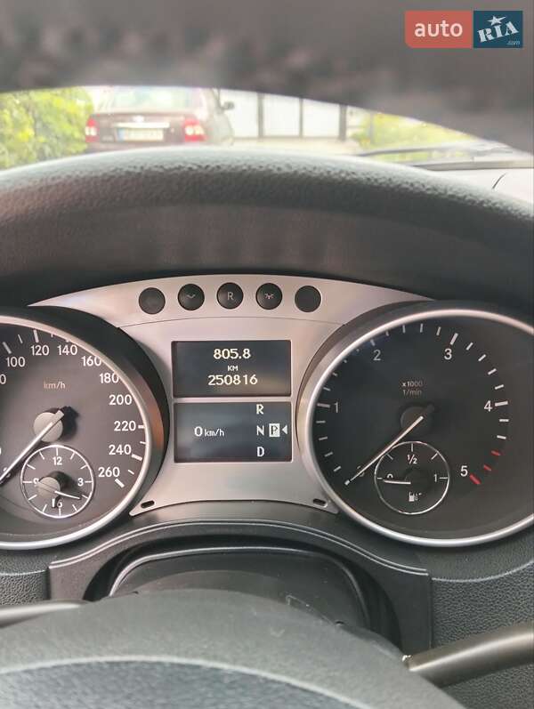 Внедорожник / Кроссовер Mercedes-Benz M-Class 2009 в Верховец