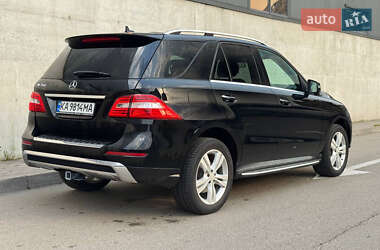 Внедорожник / Кроссовер Mercedes-Benz M-Class 2015 в 