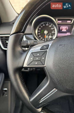 Внедорожник / Кроссовер Mercedes-Benz M-Class 2015 в 