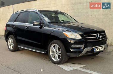 Внедорожник / Кроссовер Mercedes-Benz M-Class 2015 в 