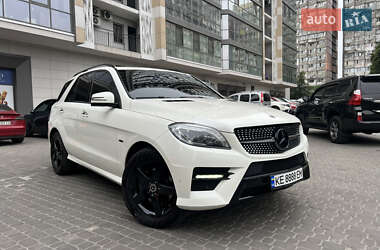 Внедорожник / Кроссовер Mercedes-Benz M-Class 2012 в 