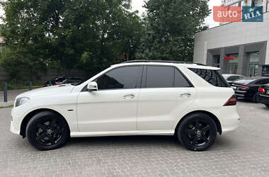 Внедорожник / Кроссовер Mercedes-Benz M-Class 2012 в 
