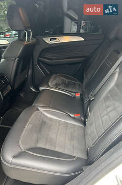 Внедорожник / Кроссовер Mercedes-Benz M-Class 2012 в 