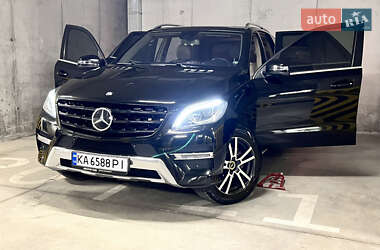 Позашляховик / Кросовер Mercedes-Benz M-Class 2015 в 