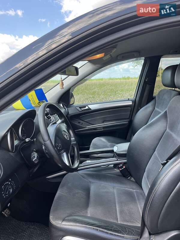 Внедорожник / Кроссовер Mercedes-Benz M-Class 2008 в Ровно