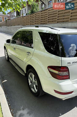 Внедорожник / Кроссовер Mercedes-Benz M-Class 2008 в 