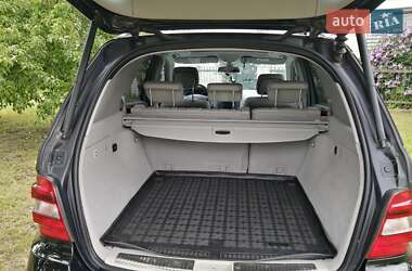 Внедорожник / Кроссовер Mercedes-Benz M-Class 2010 в 