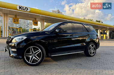 Внедорожник / Кроссовер Mercedes-Benz M-Class 2014 в Киеве