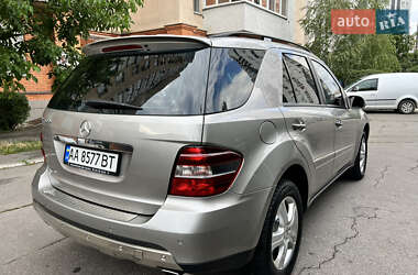 Внедорожник / Кроссовер Mercedes-Benz M-Class 2006 в 
