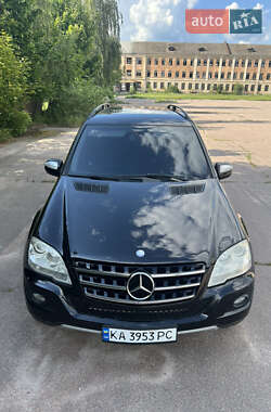 Внедорожник / Кроссовер Mercedes-Benz M-Class 2009 в 