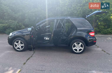 Внедорожник / Кроссовер Mercedes-Benz M-Class 2009 в 