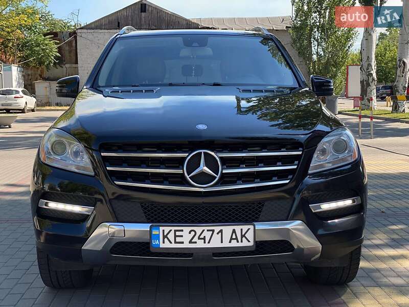 Внедорожник / Кроссовер Mercedes-Benz M-Class 2012 в Днепре