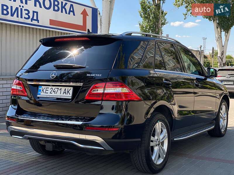 Внедорожник / Кроссовер Mercedes-Benz M-Class 2012 в Днепре
