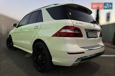 Внедорожник / Кроссовер Mercedes-Benz M-Class 2012 в 