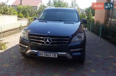 Внедорожник / Кроссовер Mercedes-Benz M-Class 2012 в 