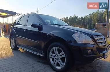 Внедорожник / Кроссовер Mercedes-Benz M-Class 2009 в 
