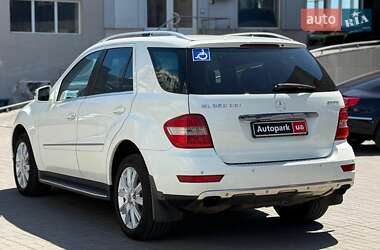 Внедорожник / Кроссовер Mercedes-Benz M-Class 2010 в 