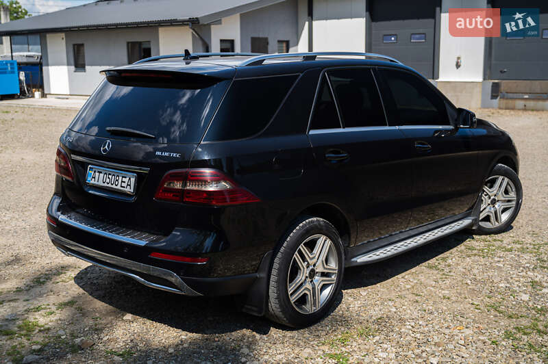 Внедорожник / Кроссовер Mercedes-Benz M-Class 2011 в Болехове