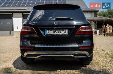 Внедорожник / Кроссовер Mercedes-Benz M-Class 2011 в 