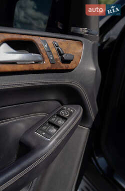 Внедорожник / Кроссовер Mercedes-Benz M-Class 2011 в 