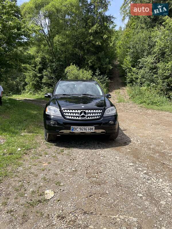 Позашляховик / Кросовер Mercedes-Benz M-Class 2008 в Славському
