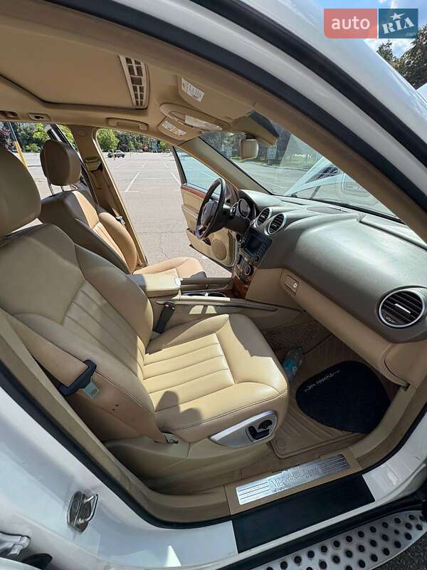 Внедорожник / Кроссовер Mercedes-Benz M-Class 2008 в Броварах фото 12 Внедорожник / Кроссовер Mercedes-Benz M-Class 2008 в Броварах