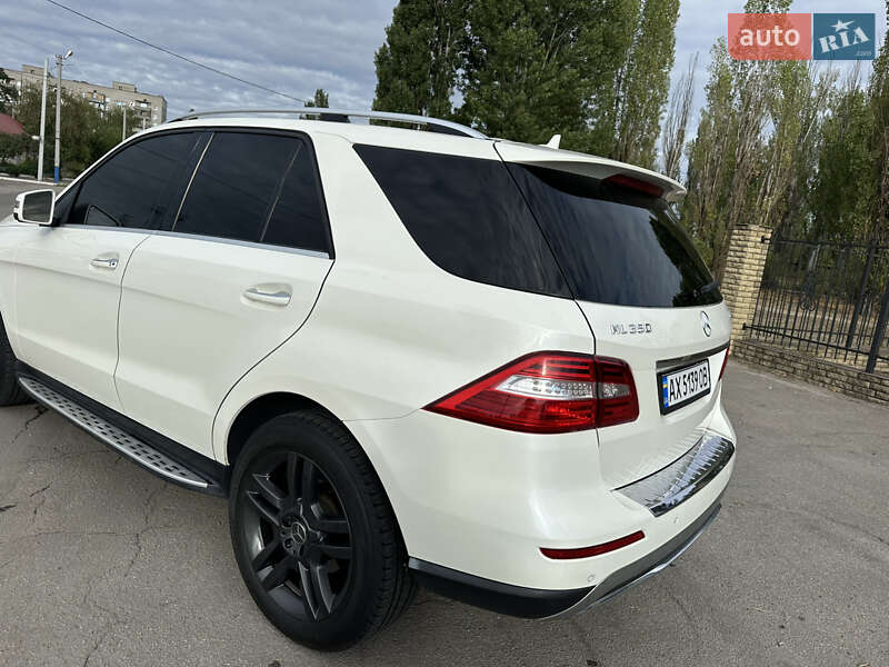 Внедорожник / Кроссовер Mercedes-Benz M-Class 2012 в Днепре