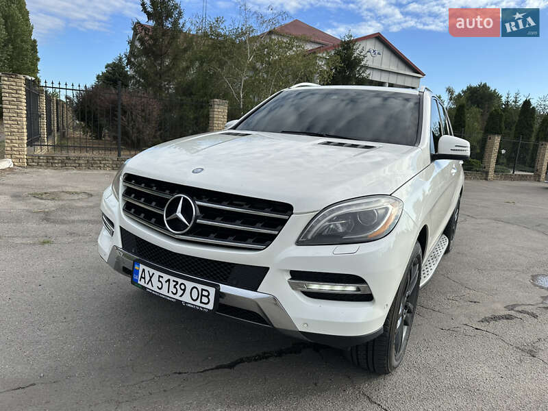 Внедорожник / Кроссовер Mercedes-Benz M-Class 2012 в Днепре