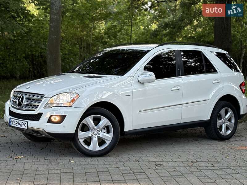 Внедорожник / Кроссовер Mercedes-Benz M-Class 2009 в Львове