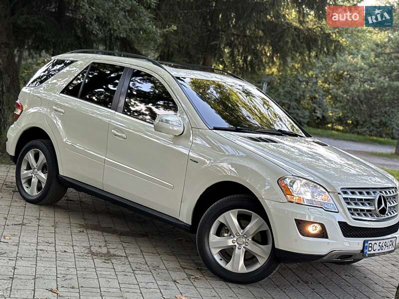 Внедорожник / Кроссовер Mercedes-Benz M-Class 2009 в Львове