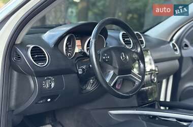 Внедорожник / Кроссовер Mercedes-Benz M-Class 2009 в 