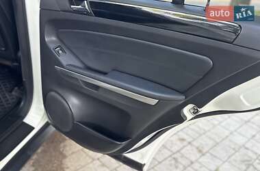 Внедорожник / Кроссовер Mercedes-Benz M-Class 2009 в 