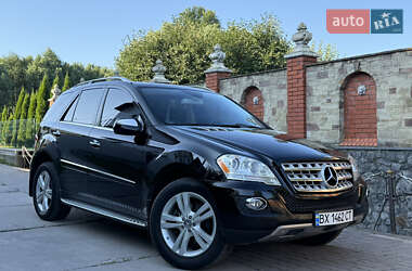 Позашляховик / Кросовер Mercedes-Benz M-Class 2010 в Красилові