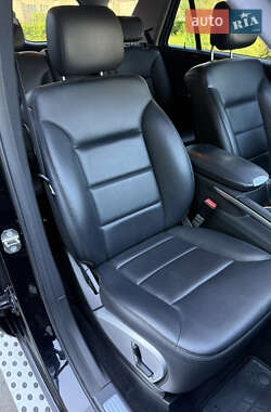 Внедорожник / Кроссовер Mercedes-Benz M-Class 2010 в 