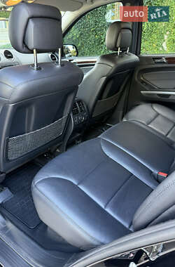 Внедорожник / Кроссовер Mercedes-Benz M-Class 2010 в 
