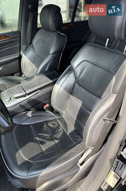 Внедорожник / Кроссовер Mercedes-Benz M-Class 2013 в 