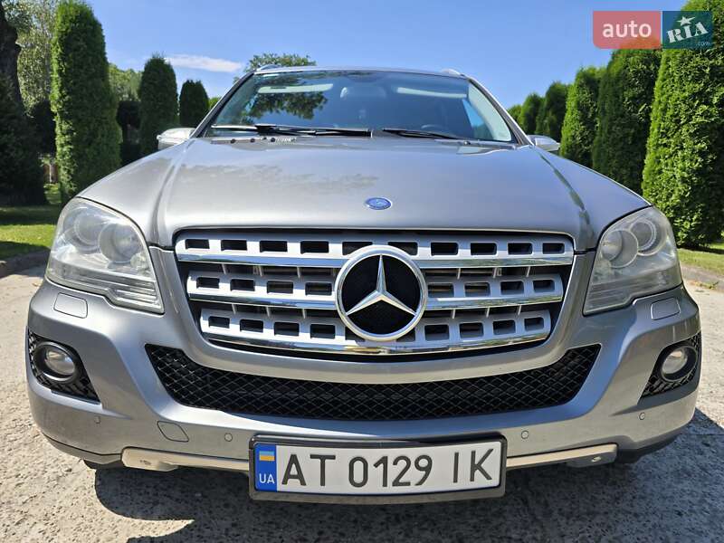 Позашляховик / Кросовер Mercedes-Benz M-Class 2010 в Калуші фото 11 Позашляховик / Кросовер Mercedes-Benz M-Class 2010 в Калуші