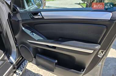 Внедорожник / Кроссовер Mercedes-Benz M-Class 2010 в 
