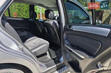 Внедорожник / Кроссовер Mercedes-Benz M-Class 2010 в 