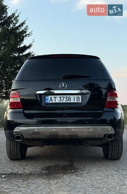 Внедорожник / Кроссовер Mercedes-Benz M-Class 2006 в 