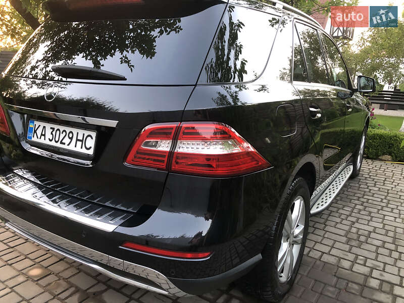 Внедорожник / Кроссовер Mercedes-Benz M-Class 2015 в Черкассах