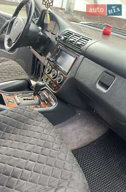 Внедорожник / Кроссовер Mercedes-Benz M-Class 2003 в 
