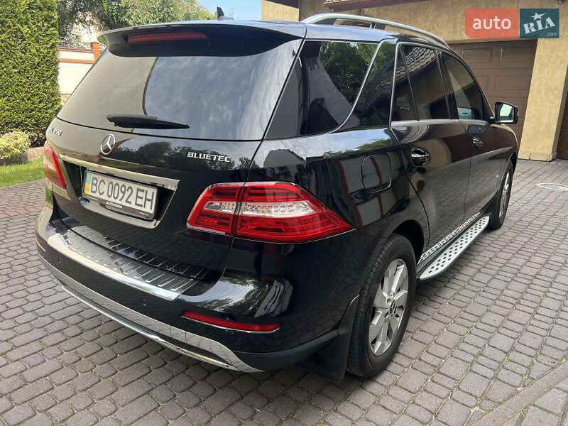 Внедорожник / Кроссовер Mercedes-Benz M-Class 2014 в Львове